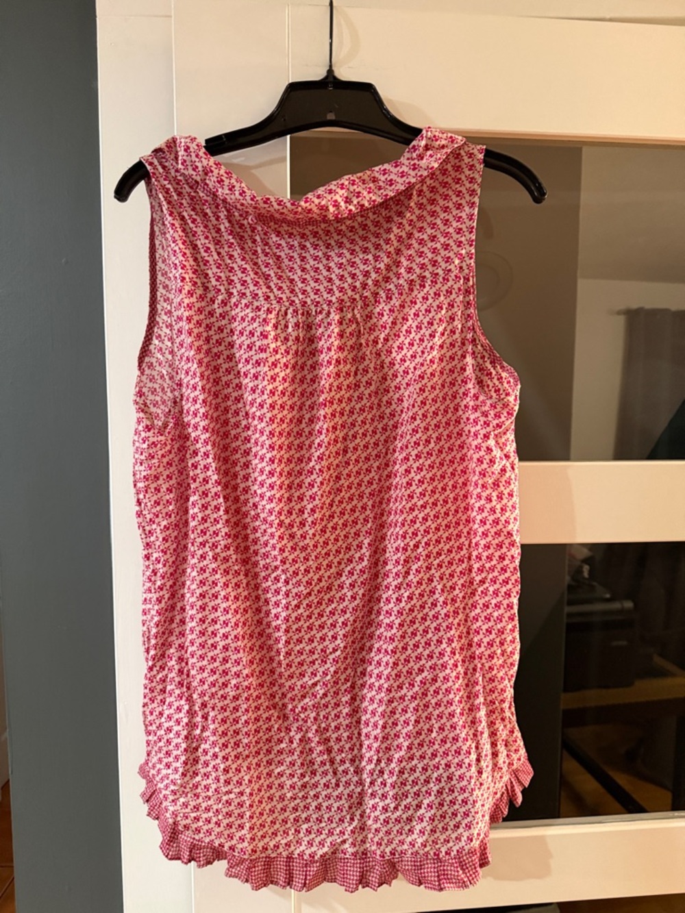 GAP Pink and White Geometric Sleeveless Blouse with Tie - Picture 3 of 4